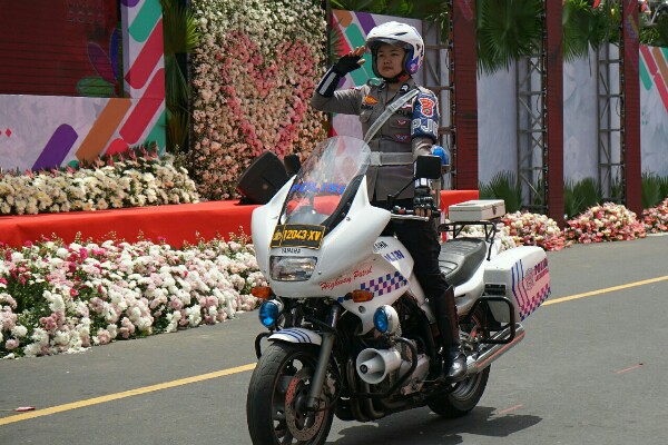 Polwan Polda Sulut Sukseskan TIFF 2023 di Kota Tomohon