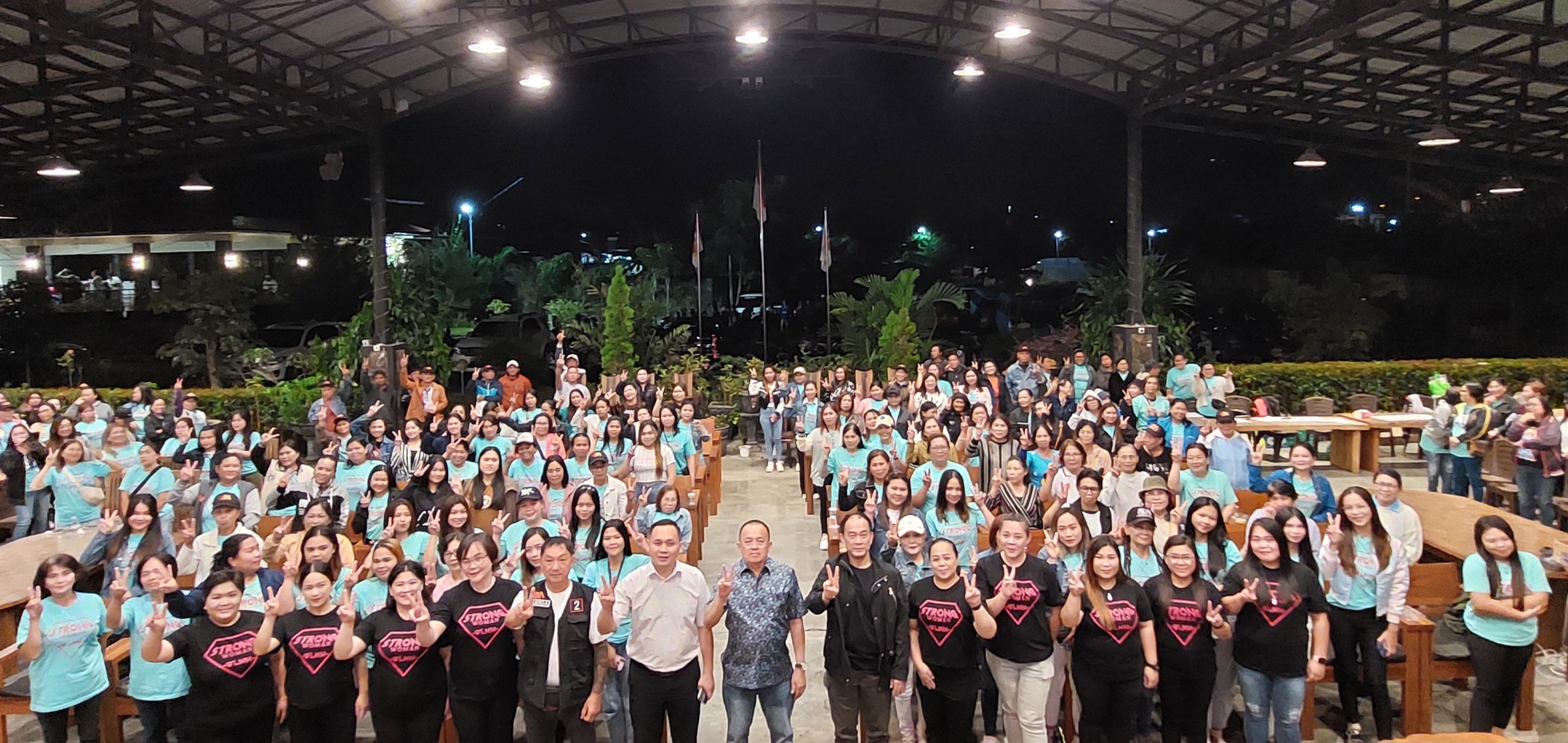 Ribuan Emak-emak “Strong Woman” Siap Tempur, Menangkan WLMM di Pilkada Tomohon 2024