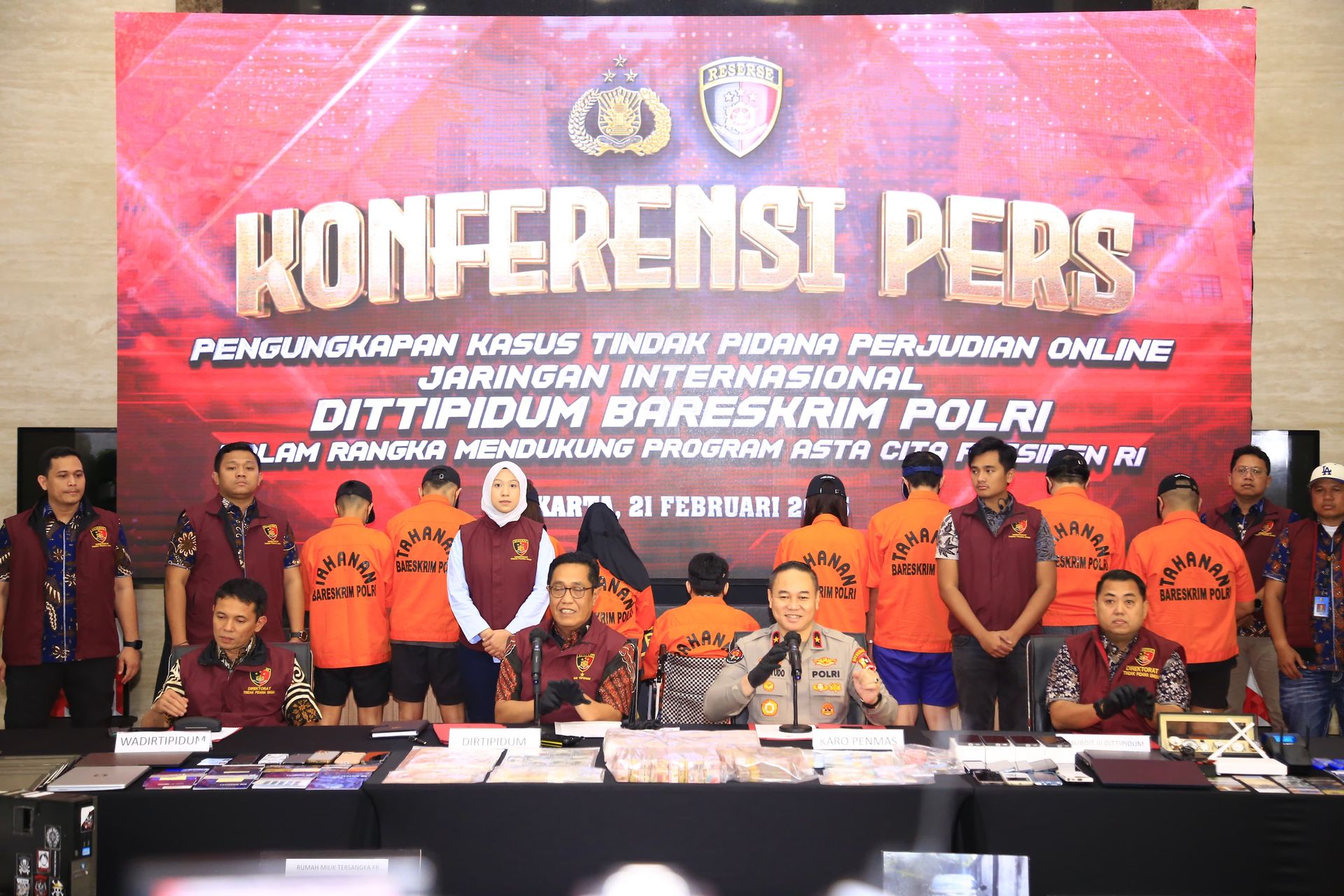 Polri Bongkar Jaringan Judi Online Internasional dan TPPO, Sembilan Tersangka Raup Ratusan Miliar