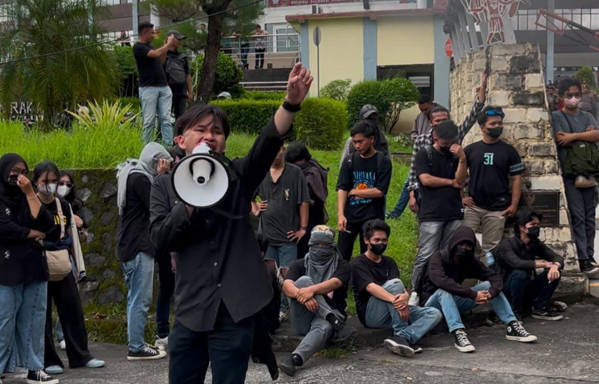 Mahasiswa Manado Tolak RUU TNI: Desak DPRD Nyatakan Sikap