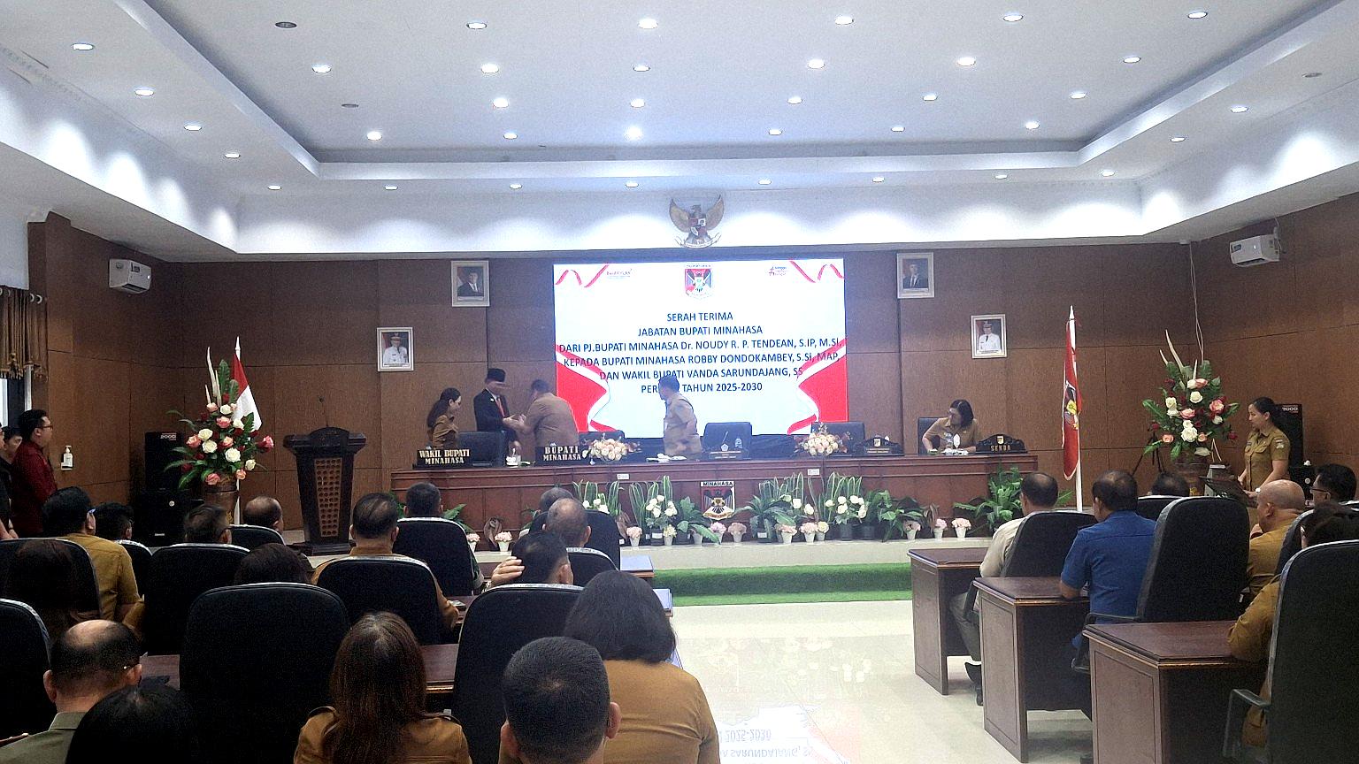 Sertijab Bupati Minahasa: Noudy Tendean Mohon Pamit, Robby Dondokambey Siap Pimpin Minahasa