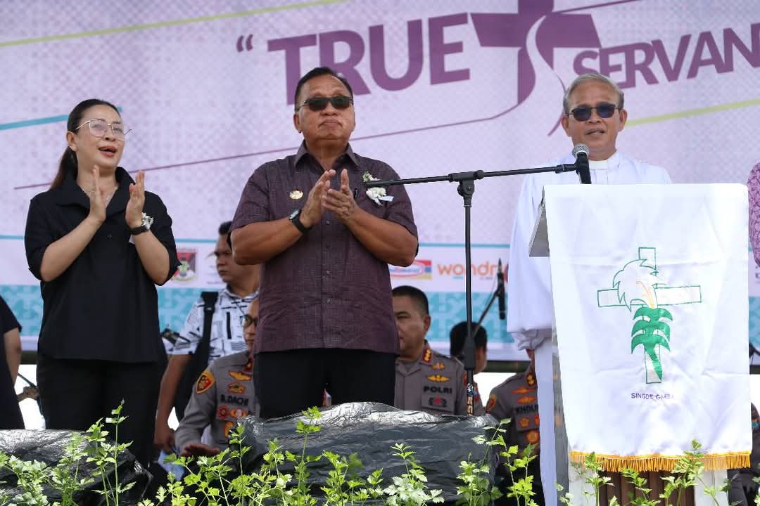 Meriahkan HUT ke-99 Pemuda GMIM, Bupati Minahasa Ajak Generasi Muda Terus Menjadi Terang di Tengah Dunia