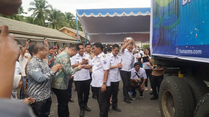 Ekspor Perdana Tuna Kaleng Bitung Tembus Pasar AS dan Belanda, Gubernur Yulius: Ini Langkah Strategis Ekonomi Maritim Sulut