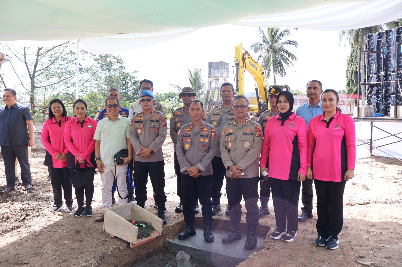 Polda Sulut Bangun Gudang Ketahanan Pangan Polri, Wakapolda Letakkan Batu Pertama