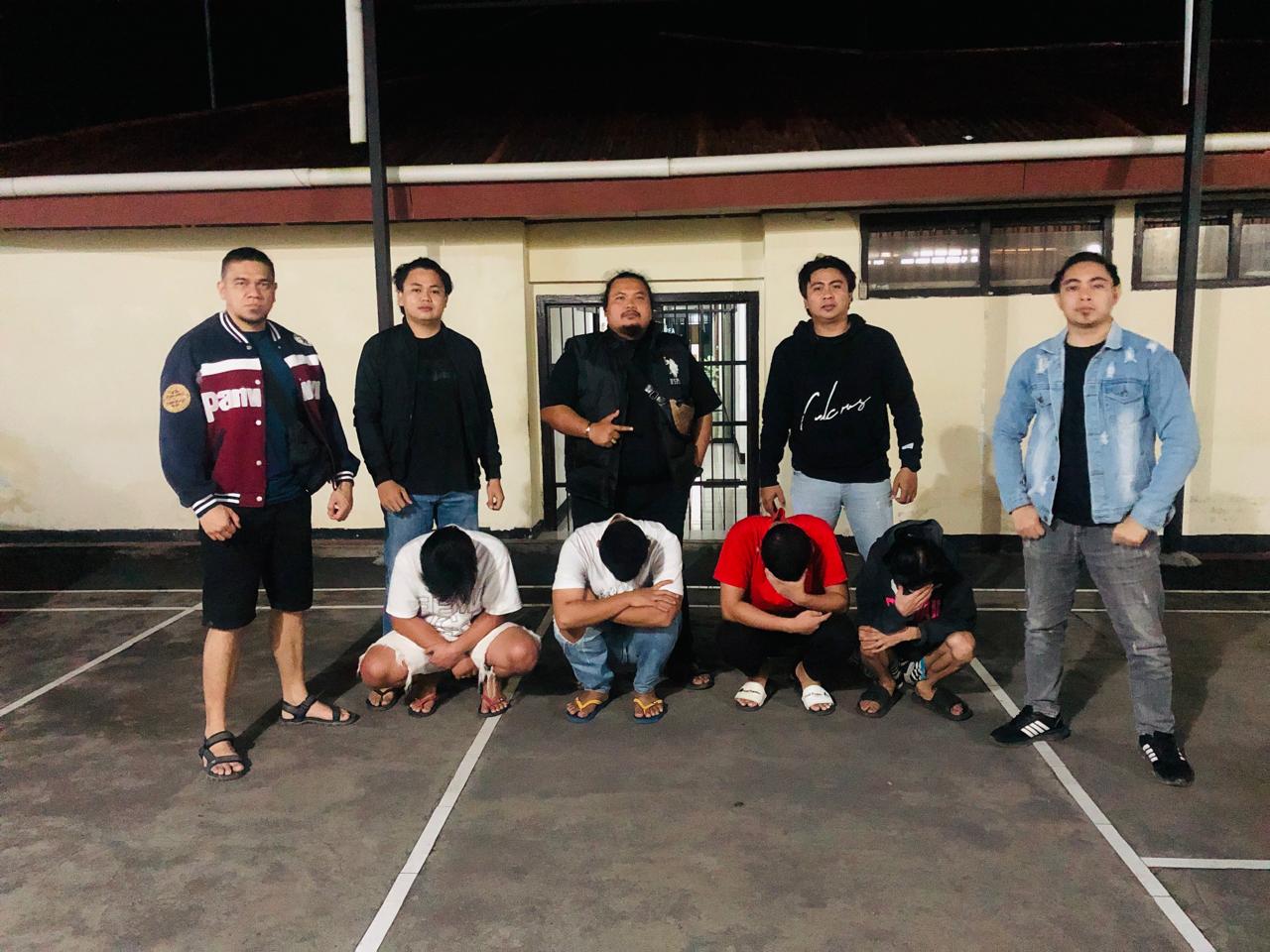 Empat Pemuda Seretan Timur Ditangkap, Diduga Keroyok Warga Tulap di Tengah Jalan