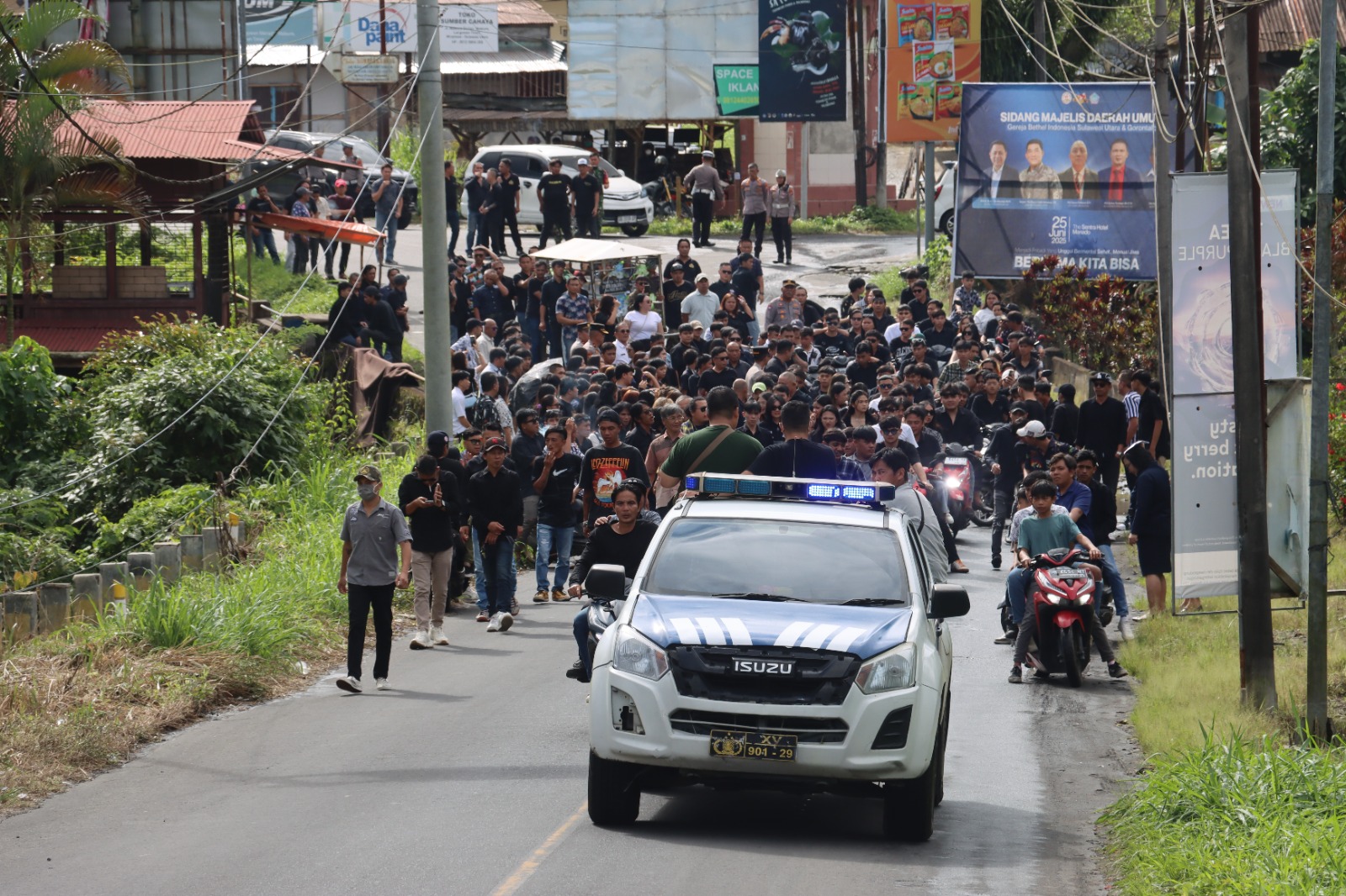 Korban Pembunuhan Dimakamkan, Polisi Turun Besar-Besaran di Langowan Timur