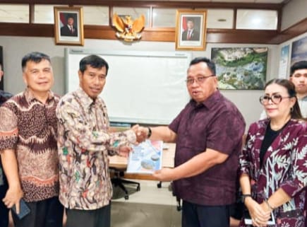 Bupati Minahasa Kawal Langsung Revitalisasi Danau Tondano di Bappenas RI