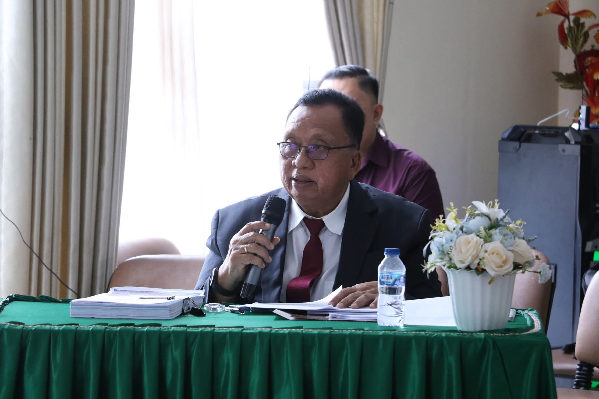 Bupati Minahasa Robby Dondokambey Jalani Ujian Disertasi di Unima, Bukti Pemimpin yang Tak Berhenti Belajar