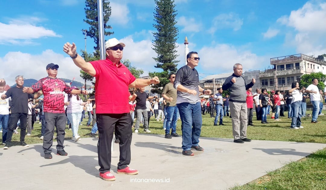 Bupati Robby Dondokambey Pimpin Apel dan Olahraga Bersama ASN Minahasa, Tekankan Budaya Hidup Sehat