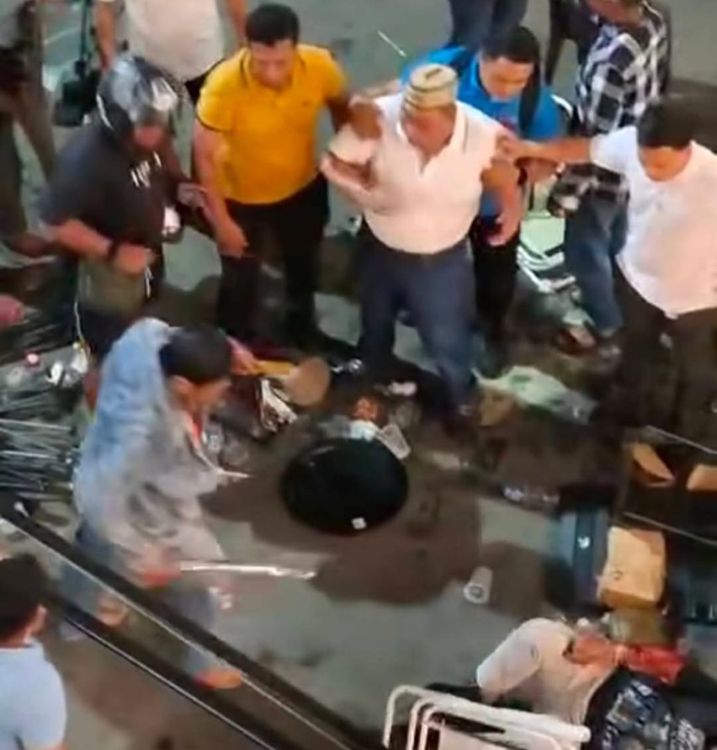 Detik-Detik Penikaman di Pasar Sentral Gorontalo Saat Wali Kota Adhan Dambea Berada di Lokasi