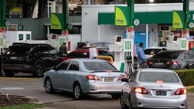 Krisis Pasokan Energi, Australia Gandeng Singapura Amankan Stok BBM